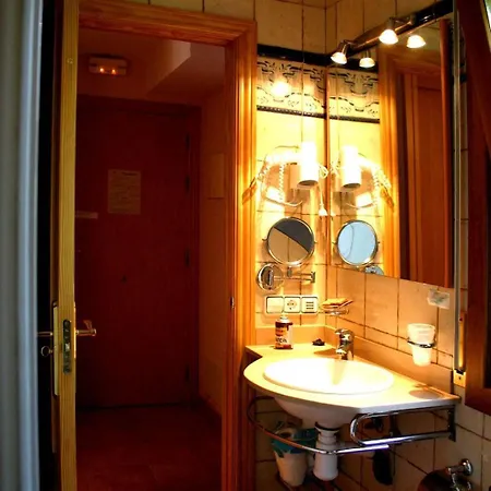 Hotel Casa Domenc Aren